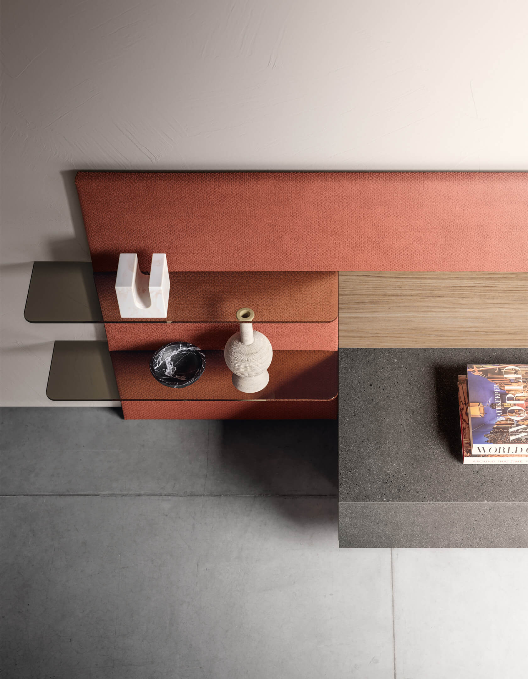 mensole in vetro integrate alla boiserie