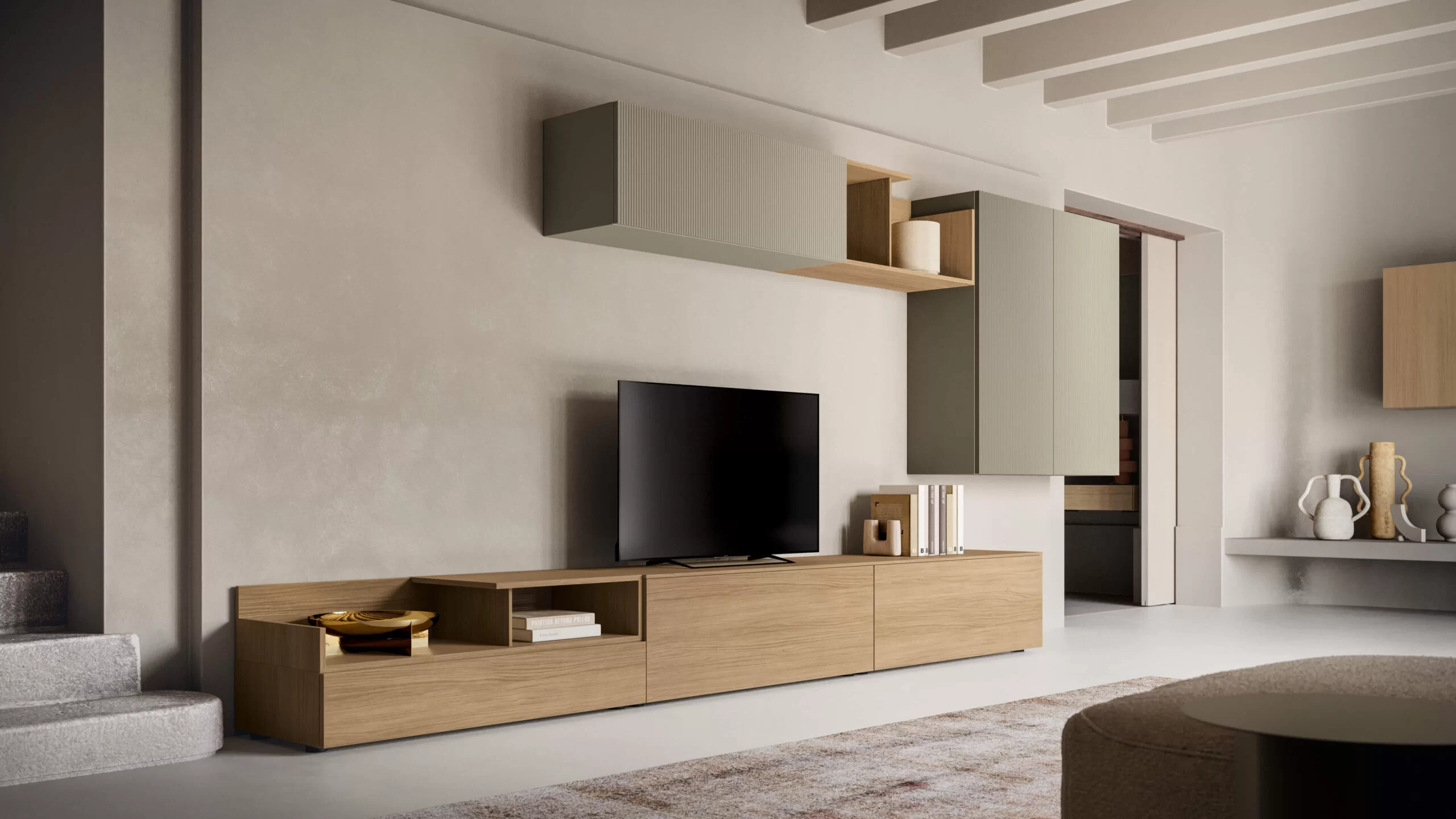 parete attrezzata in stile nordico con finiture legno e tinte neutre